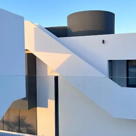Casa Nordeste Con Piscina Casilla De Costa * La Oliva